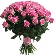 65 розовых роз