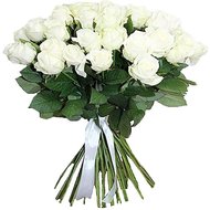 27 белых роз