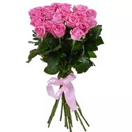 19 розовых роз