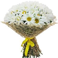 Букет с ромашками