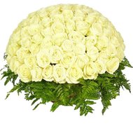 Корзина 101 белая роза купить