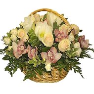 Корзина цветов для мамы
