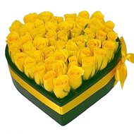 Композиция сердце из роз