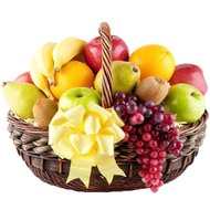 Корзина с фруктами подарок