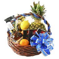 Мужская корзина с виски