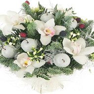 Новогодний букет из цветов