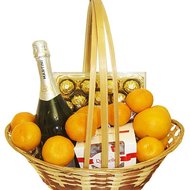 Подарочная корзина для мамы