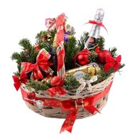 Подарочная корзина на Новый год