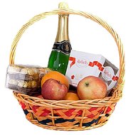 Подарочная корзина с шампанским и фруктами