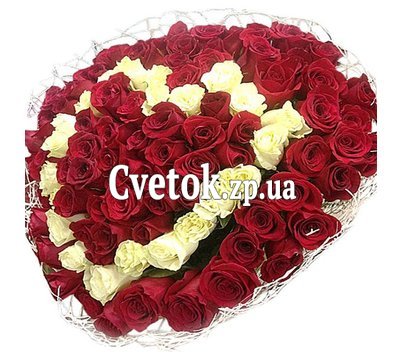 101 роза в виде сердца