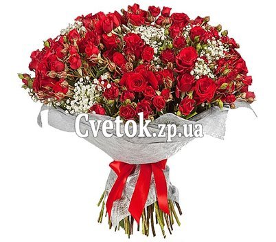 Букет из красных роз кустовых с гипсофилой