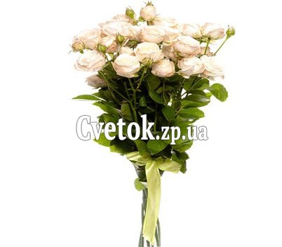 Букет из кустовых роз