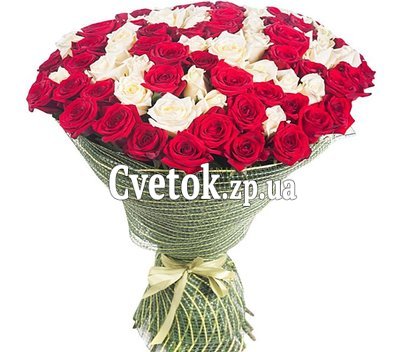 Bouquet of white and red roses