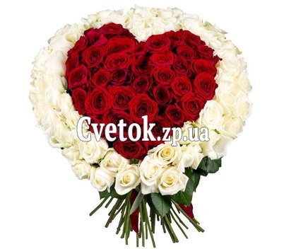 Букет из роз сердцем