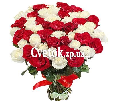 Букет красные и белые розы