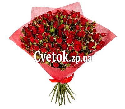 Букет красные кустовые розы