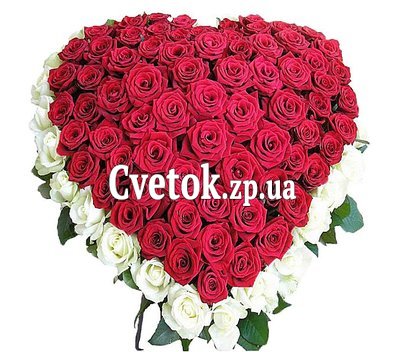 Букет роз в форме сердца