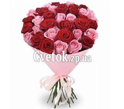 Букет розовых и красных роз