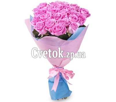 25 розовых роз
