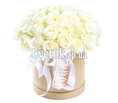Круглая коробка 35 белых роз