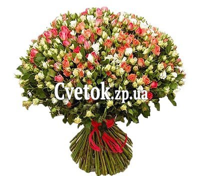 Кустовые розы букет