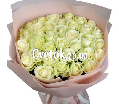 Букет из 37 белых роз
