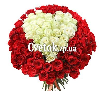 Букет цветов в форме сердца