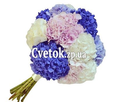 Букет из гортензии