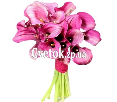 Букет из розовых калл