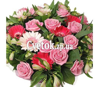 Bouquet for the birthday of the woman