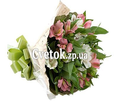 Букет с альстромерией