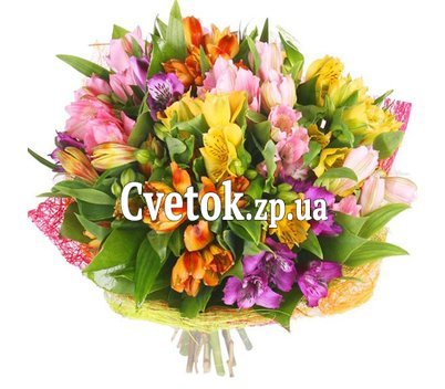 Цветы альстромерия в букете