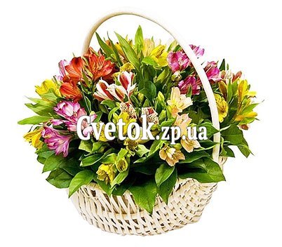 Корзина цветов любимой женщине
