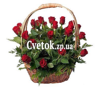 Корзина импортных роз