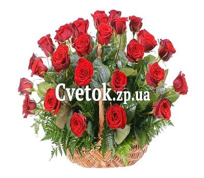Корзина из красных роз