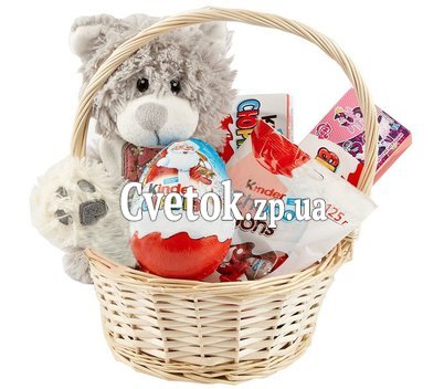 Корзина сладостей Киндер и мишка