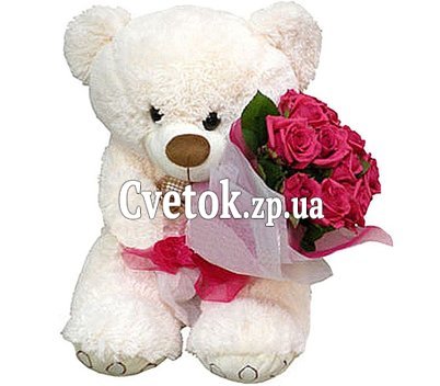 Плюшевый мишка и розы
