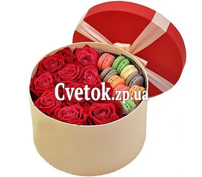 Roses in a Box with Pasta