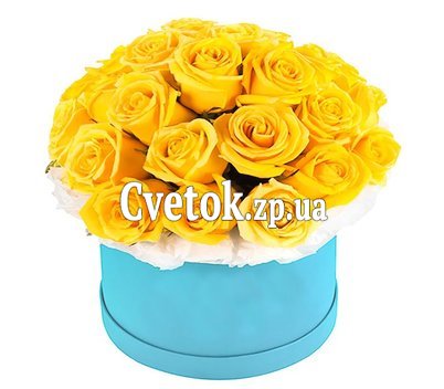 Розы желтые в круглой коробке