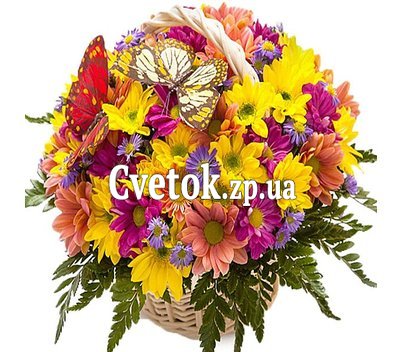 Яркая корзина цветов