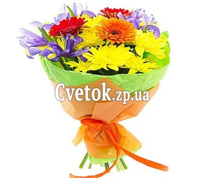 Яркий букет с ирисами