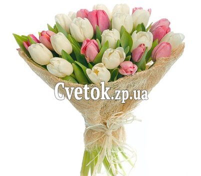 Белые и розовые тюльпаны в букете