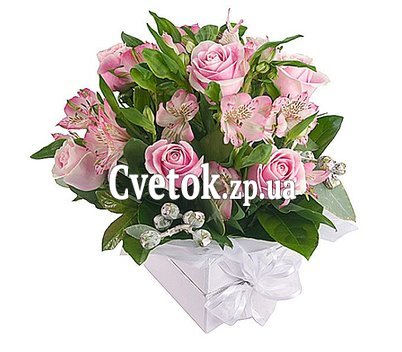 Композиция в квадратной коробке