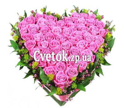Корзина из роз в виде сердца