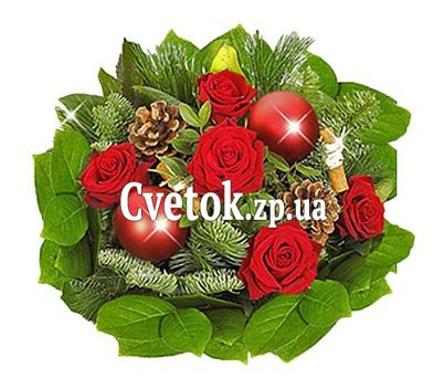Красивый букет на Новый год с игрушками и шишками