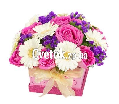 Купить цветы в коробке