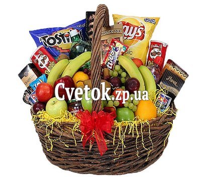 Подарункова корзина чоловікові