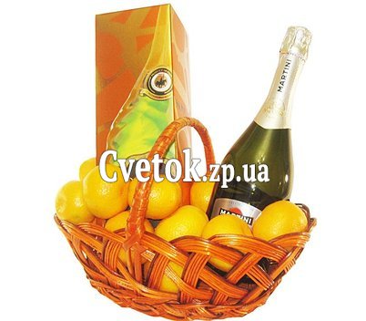 Подарочный набор шампанского и фруктов в корзине