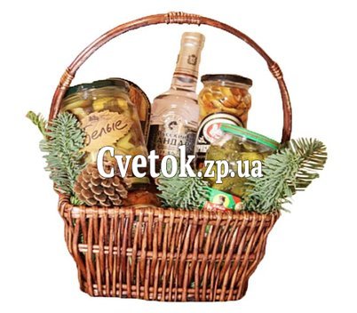 Продуктовая корзина в подарок на новый год