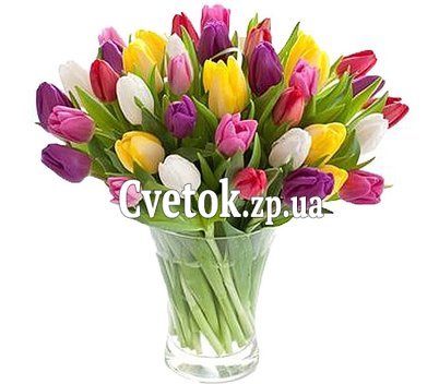 Сборный букет с тюльпанами